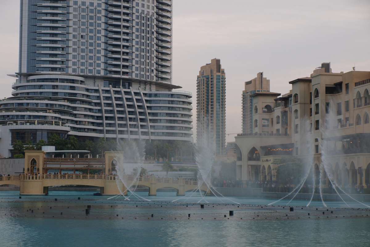 Поющие фонтаны Дубай
